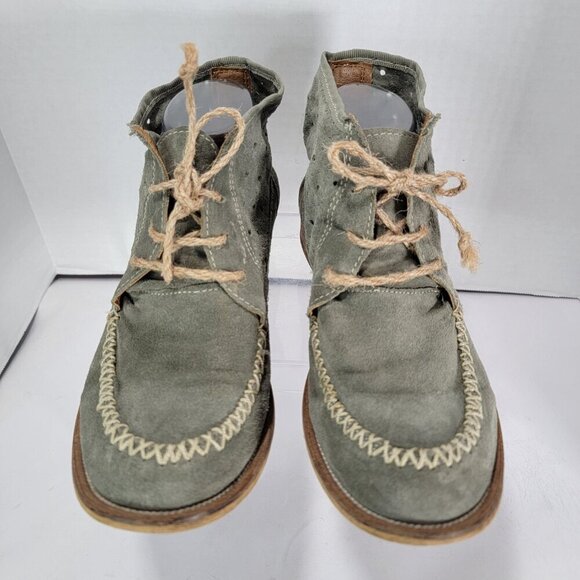 Womens 9/9.5 Olive Green Booties Relaxed Ankle Boots Boho Cottagecore Earthy - Picture 3 of 9